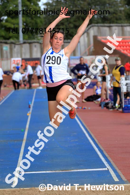 Long Jump, 2024 Gateshead Tartan Games.  Photo: David T. Hewitson/Sports for All Pics